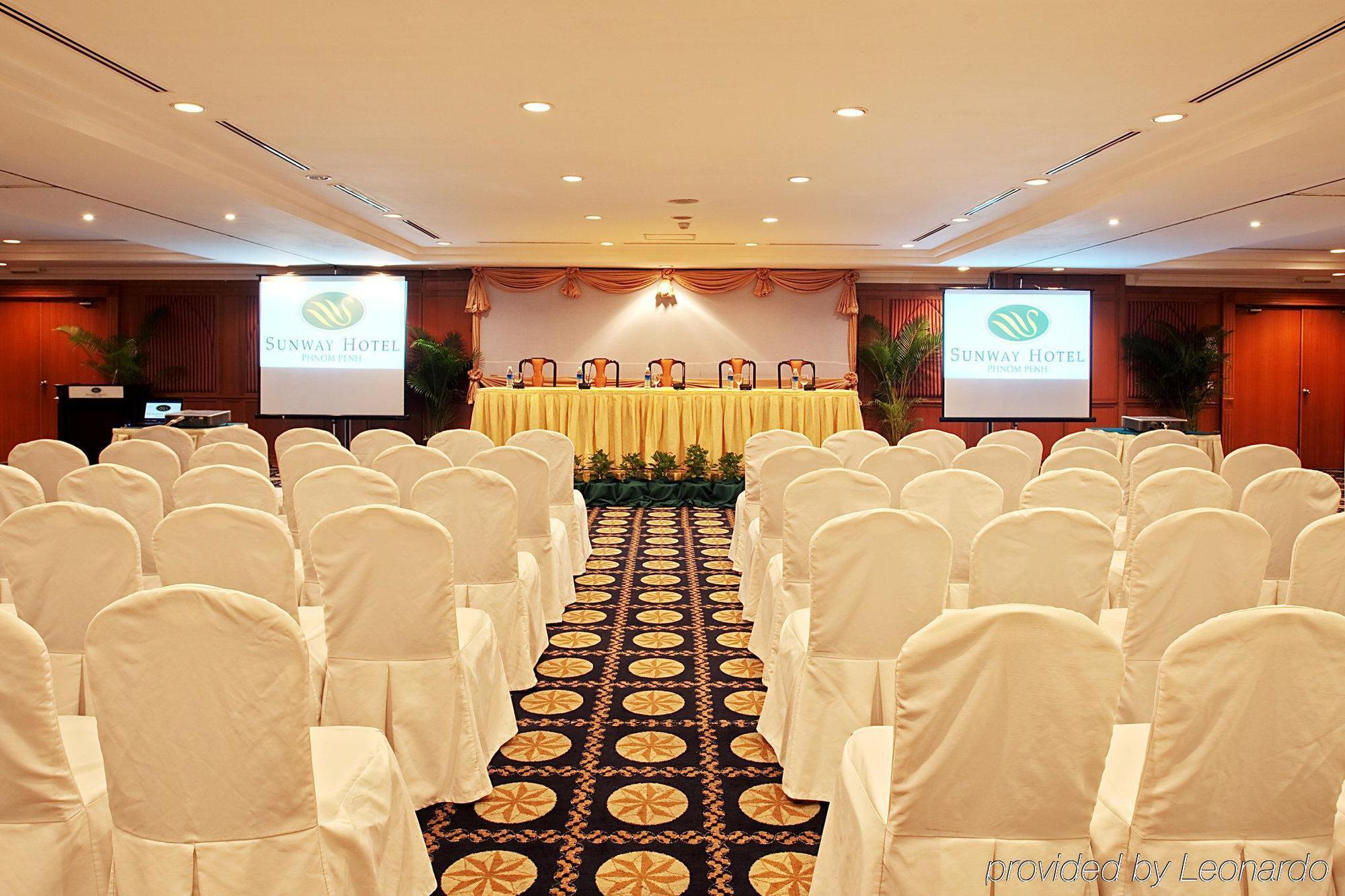 Sunway Hotel Phnom Penh Extérieur photo