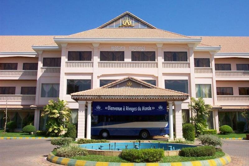 Sunway Hotel Phnom Penh Extérieur photo